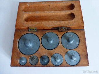 stará kuchyňská váha - 5