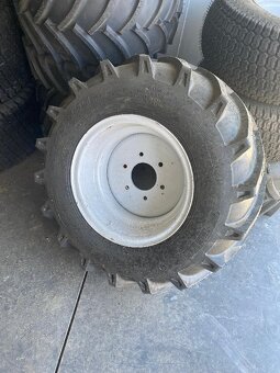 Traktor kola 405/70-20 a 31x15,5-15 - 5
