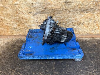 MANUÁLNÍ PŘEVODOVKA 1.9D 75KW RENAULT JC5132 - 5