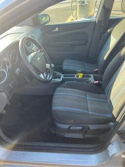 Prodám Ford Focus facelift,1.6 TDCi 80kw rok 2009, 259000km - 5