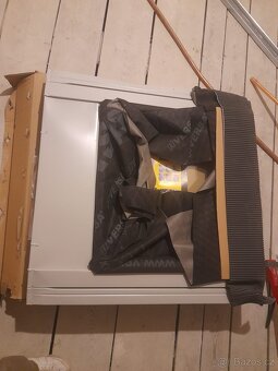 Střešní vylez OKPOL Versa WVD+  60x60 - 5