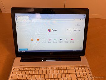 Prodám bílý notebook HP (SSD, Linux) + příslušenství - 5