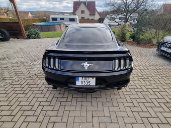 Ford Mustang, paket GT350, motor 3,7 V6, 224 kw,2015,manuál - 5