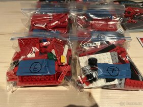 LEGO 75913 Speed Champions - F14 T & Scuderia Ferrari Truck - 5