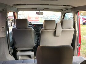 W TRANSPORTER BUS 2,5 TDI 1999 2,5 TDI ACV 102 PS 74 kW N - - 5