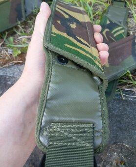 britské vojenské pouzdro bajonetu SA80 - 5