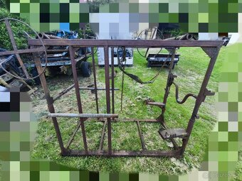 Fixační paznehtářská klec na skot - 5