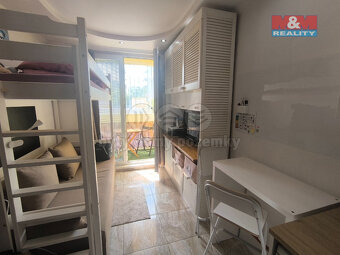 Prodej bytu 1+kk, 15 m², Praha, ul. Pod lipami - 5