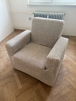 Hnědé křeslo s úložným prostorem - 5