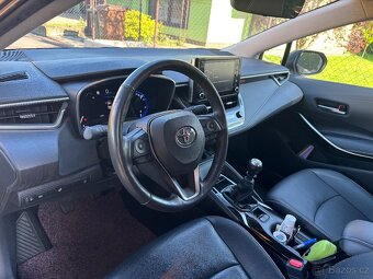 Toyota Corolla 1.6 Benzín - 5