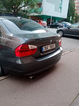 BMW - 5