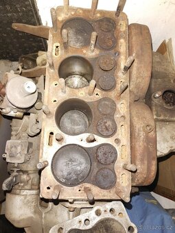 Motor Gaz 69 i s pojízdným montážním stojanem - 5