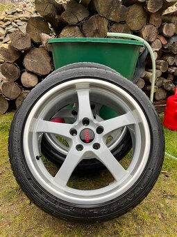 Alu kola 5x112 R18 225/40 57,1 ET32 - 5
