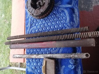 Náhradní díly Jawa, ČZ , úklid garáže - 5