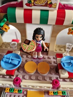 Lego Friends pizzerie - 5