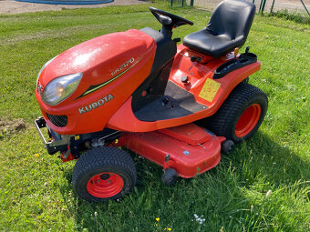 Zahradní traktor Kubota GR 2120 4 x 4 - 5