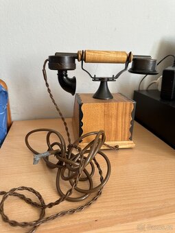 Starý dřevěný telefon Tesla - 5