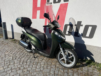 Honda SH 300i - 5