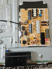 Samsung TV QN75Q70TATXXH ND - napájecí a základní deska + re - 5