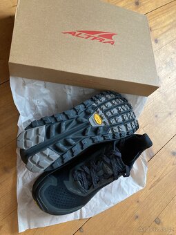 Altra Olympus 6 vel.44 - 5