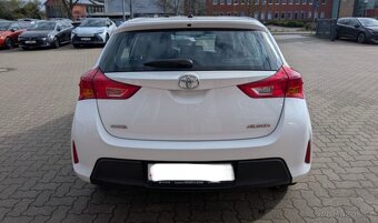 Toyota Auris 1.3 VVti - 2015 - ČR - 5