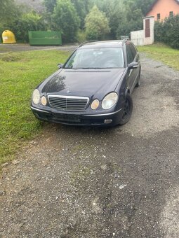 Mercedes w211 E320 - 5