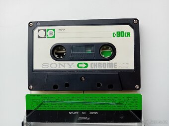 Mc kazety Sony a Hitachi - 5
