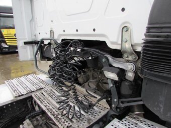 Predám MERCEDES BENZ Actros Mega BL-027TA - 5