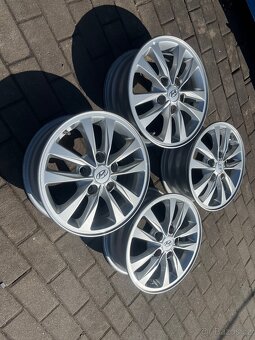 Originální disky HYUNDAI I30 15” 5x114,3 (4ks) + TPMS - 5