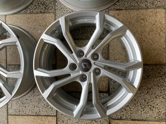 ALU disky 5x114.3 R17 Renault - 5