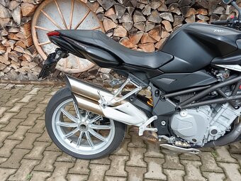 MV AGUSTA BRUTALE 1090 - 5