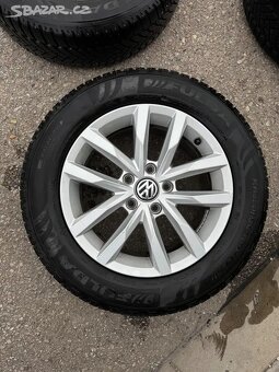 VW DISKY se ZIMNÍMI PNEU 215/60 R16 - 5