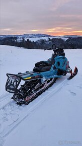SKI DOO FREERIDE 850 - 5