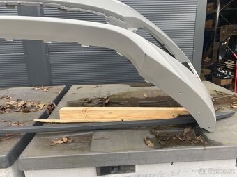 Škoda Scala - přední nárazník - steel grey - 5