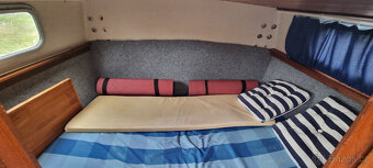 DOERAK 780-AK MOTOROVÁ KAJUTOVÁ LOD - 5