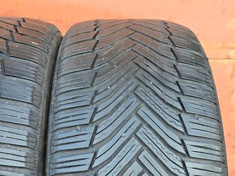 Zimní Michelin 225/50/17 - 5
