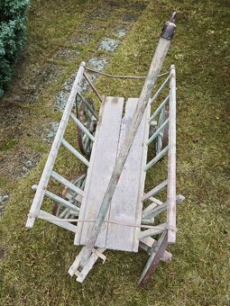 Prodám starý žebřiňák délka 120cm, šířka 70cm. - 5