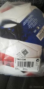 2 NOVÉ adidas TIRO competition vel. 5 - 5