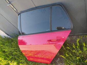 VE Golf 7 VII hatchback leve zadní dveře 5G0 5G4 - 5