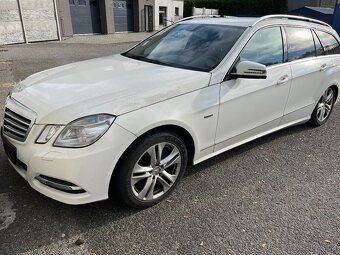 Mercedes-Benz E (W212) díly z vozu - 5