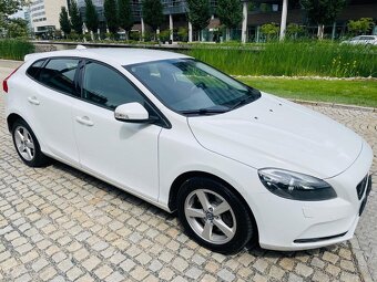 Volvo V40 2.0 D3 5VÁLEC AUTOMAT LED Bi XEN VÝHŘEV SERVISKA - 5