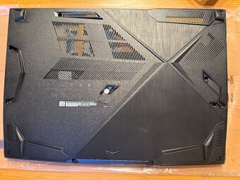 MSI GF63 Thin 15,6 FHD IPS 144Hz i5 16GB 512GB GTX 1650 - 5