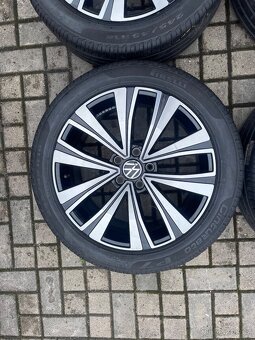ORIGINÁL Alu Volkswagen MUSCAT R18, 5x112 - TOP STAV, LETNÍ - 5