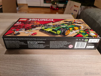 LEGO® NINJAGO® 71763 Lloydův závoďák + dárek - 5