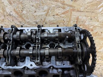 PRAVÁ HLAVA VÁLCŮ 3.0 TDI 059354DS - 5