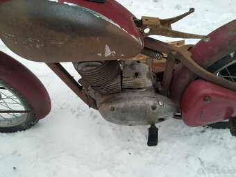 Jawa 250 pérák - 5