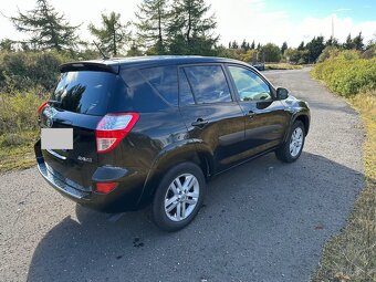 Toyota RAV4 - 5