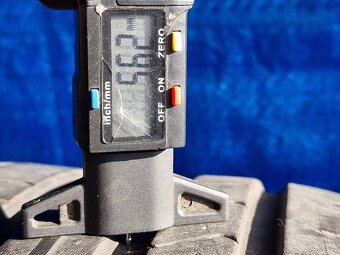 Letní pneu Pirelli 235 40 18 XL - 5