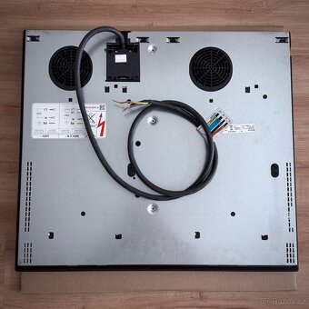 Electrolux 600 FLEX Infinite EIT61443B Indukční varná deska - 5