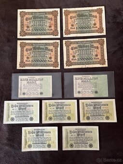 PRODÁM KONVOLUT BANKOVEK 28 KS - 5